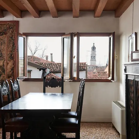 Palazzo Contarini Della Porta Di Ferro-3